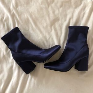 Marc Fisher Tache Bootie NWOT